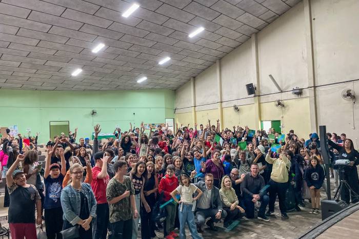 Estudantes do 3° ao 6° ano trabalharam o tema na sala de aula com o livro Sapiência e Enrolado, do autor Rodrigo Munari