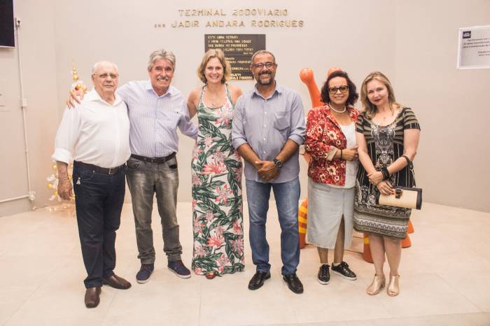 Placa de agradecimento à chefe do Executivo foi descerrada na ocasião