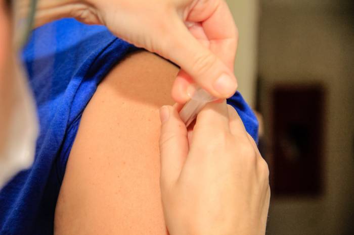 Vacinação de pessoas com comorbidades começa na quinta-feira