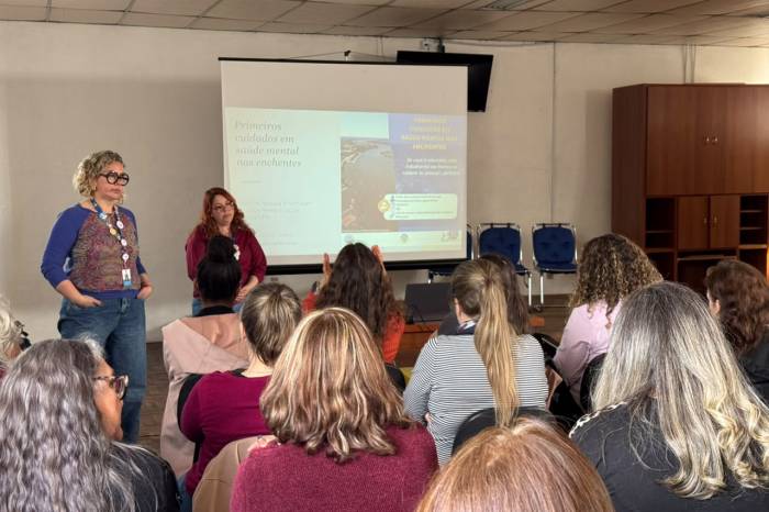 Atendimento à população e saúde mental dos trabalhadores foi o foco do evento