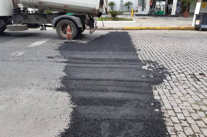 Consertos em buracos já estão concluídos em vias do Navegantes