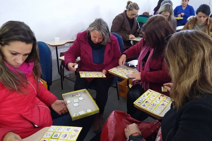 Capacitação é voltada a educadores que atuam nas classes de apoio, nos anos iniciais
