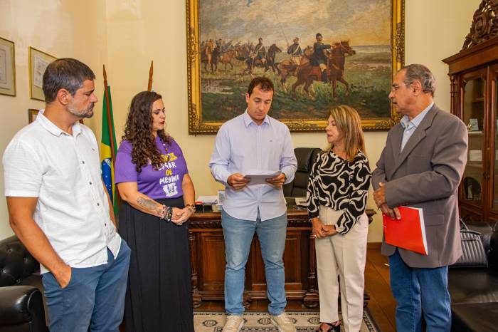 A Mensagem 006/2025 prevê a contratação emergencial de 67 professores para a rede municipal