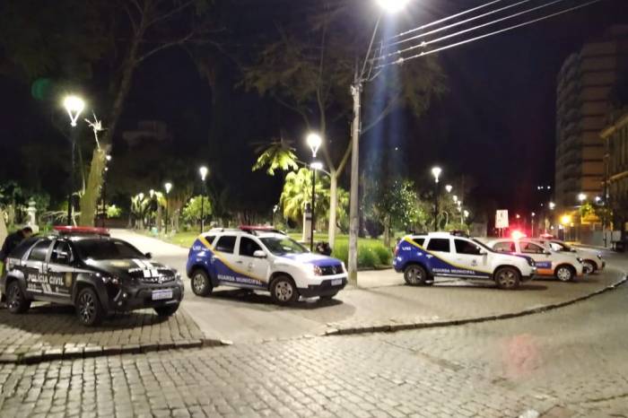 Forças policiais fiscalizam avenidas, Porto, Fragata e Zona Norte