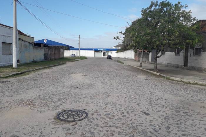 Acesso à Escola La Salle será facilitado com a pavimentação recuperada