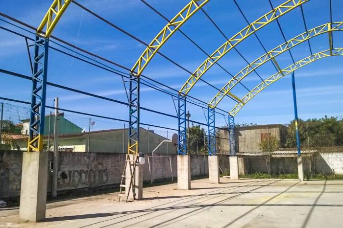 Os investimentos trazem mais salas de aula, banheiros e melhorias em quadras poliesportivas