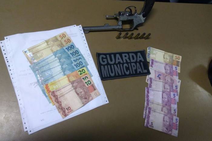 Indivíduo foi encaminhado à Delegacia de Polícia de Pronto Atendimento e preso em flagrante