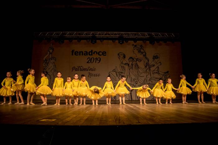 Interessados em fazer shows de dança, teatro, circo e tradições gaúchas terão prazo até 30 de outubro para inscreverem-se