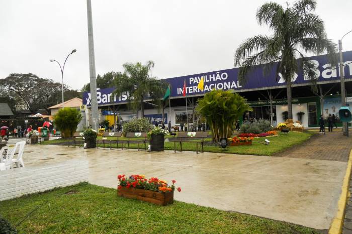 Prefeita receberá a máquina em solenidade no Parque de Exposições de Esteio nesta sexta-feira (8)