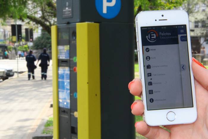 O Zona Azul Digital já tem mais de 24 mil usuários e realiza cobrança do tempo exato de permanência dos veículos nas vagas