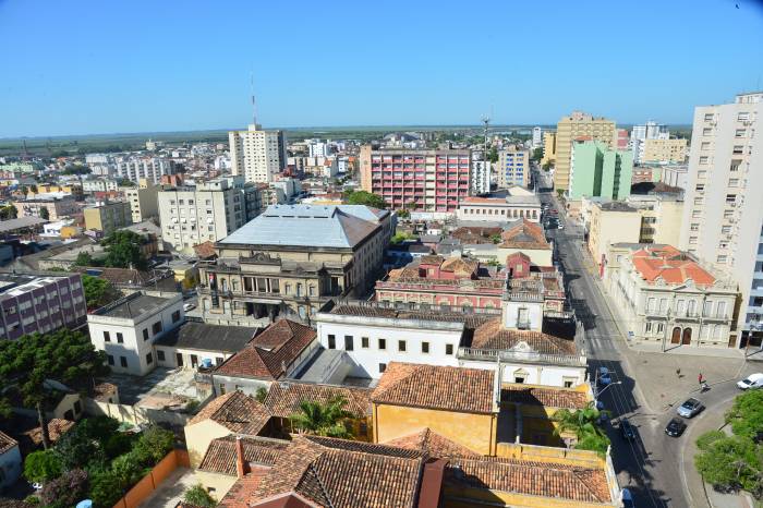 Necessidade de ajustar as regras da vida da cidade gerou debates técnicos e audiências públicas