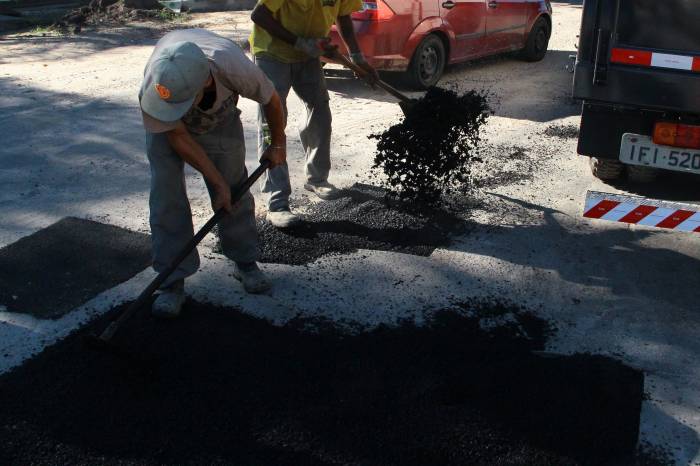 O trabalho nesta terça-feira está concentrado na avenida Cidade de Lisboa, no Fragata