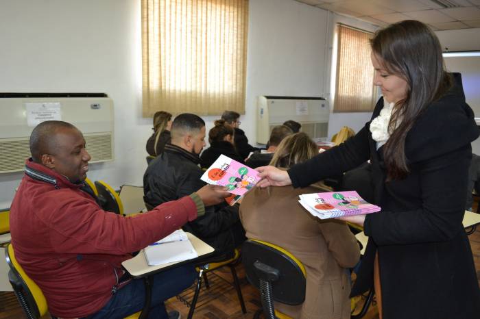 Todas as Secretarias estão sendo visitadas pela coordenação da campanha. Na manhã desta terça-feira foi a vez da Assistência Social