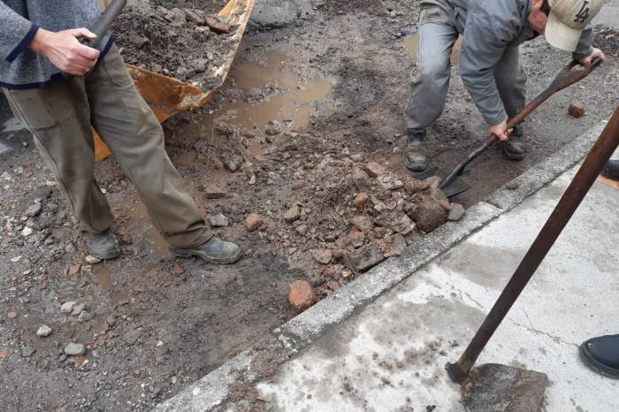 Secretaria de Obras e Pavimentação apenas reduziu atividades, dedicando-se principalmente a consertos emergenciais