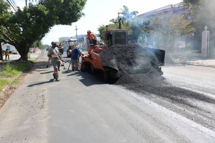 Obras concentram-se no trecho entre a praça 1º de Maio e a rua Professor Júlio Gustavo Fehrenbach