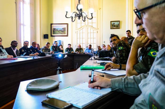 A novidade das comemorações desse ano é o desfile cívico-militar, que reunirá as escolas e os grupamentos militares e civis no mesmo dia