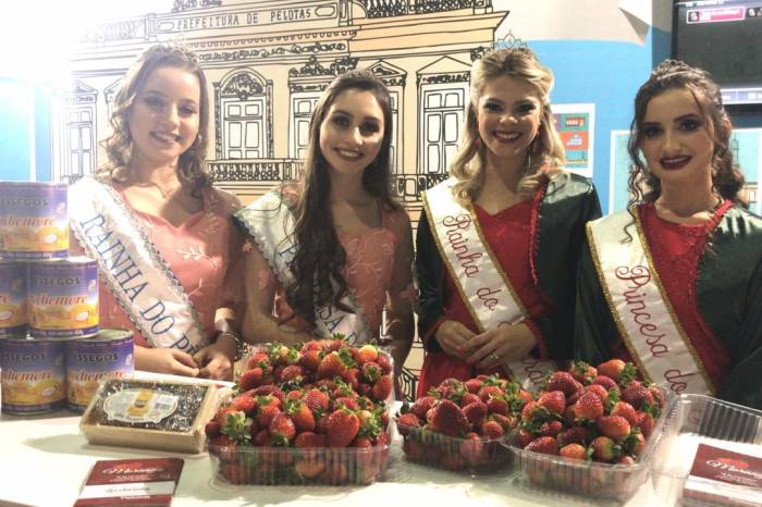 Rainhas e princesas popularizam os eventos rurais nos pavilhões da Feira