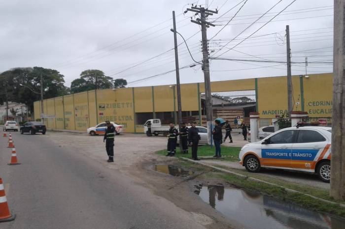 Ação conjunta com Brigada Militar e Vigilância Sanitária ocorreu na avenida Francisco Caruccio