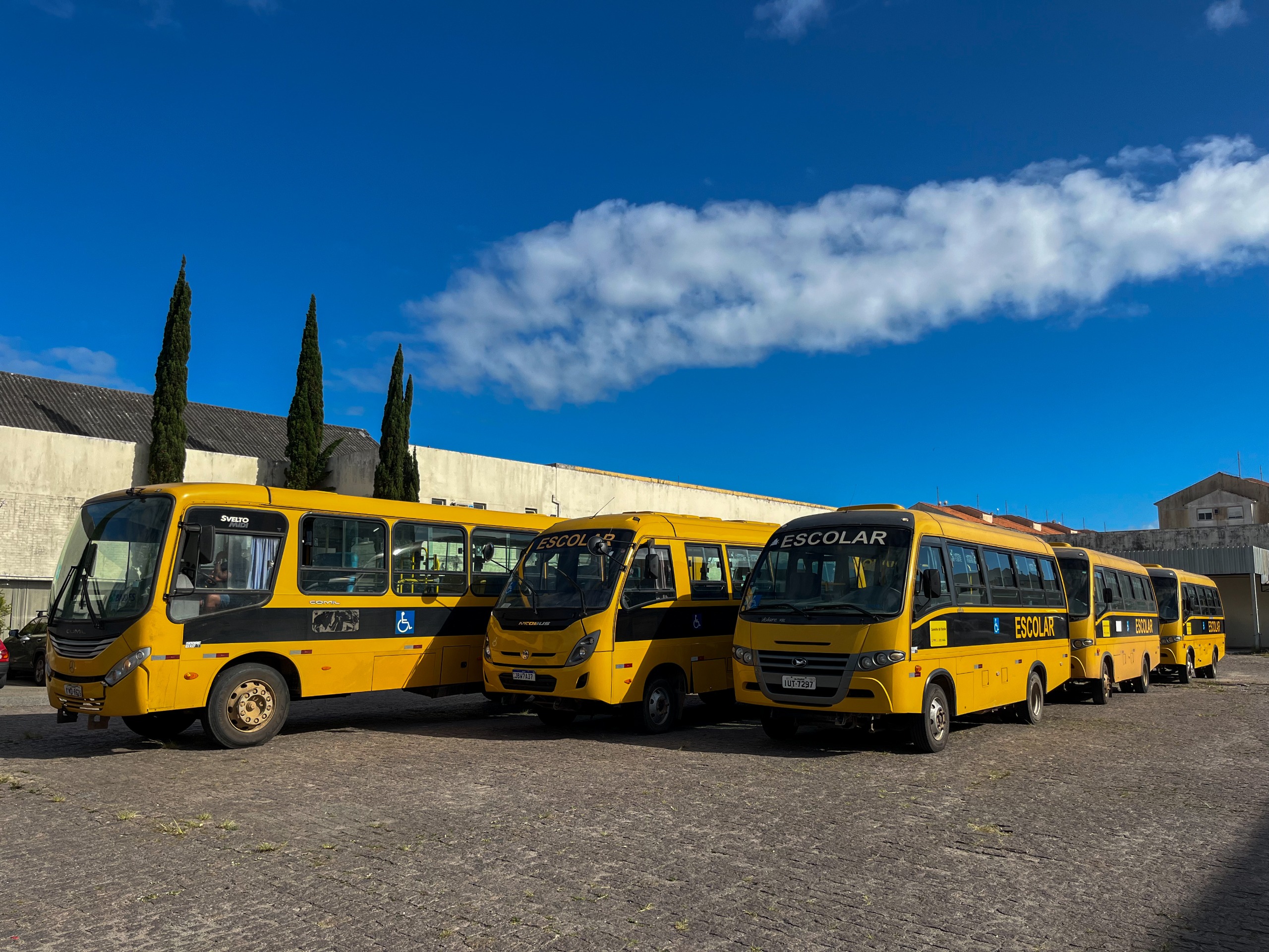 Servidores receberam as boas-vindas da nova gestão e foram orientados quanto à organização e manutenção dos veículos escolares