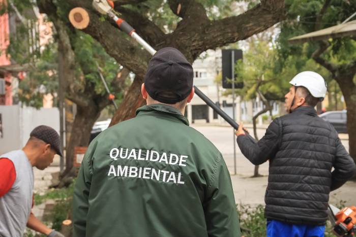 Em três dias do mês de março foram realizadas 29 podas e duas supressões de árvores. O atendimento à população será retomado em breve