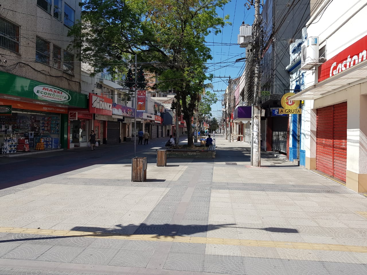 Guarda Municipal interditou quatro estabelecimentos comerciais e autuou quem não cumpriu o decreto municipal