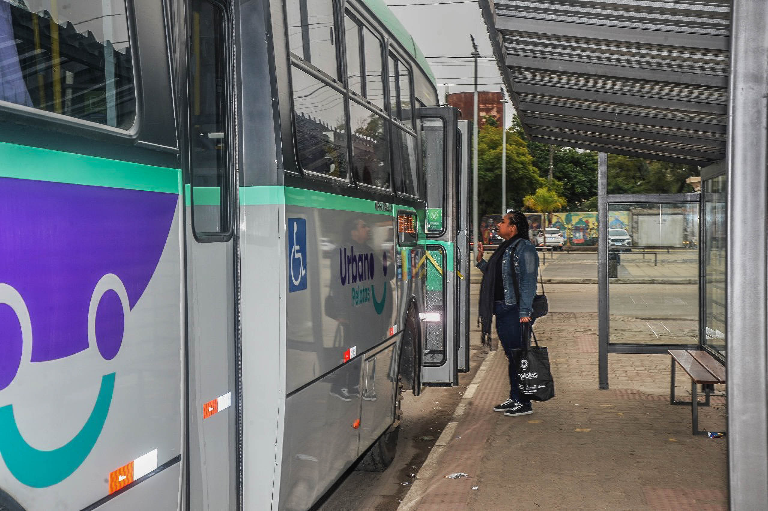Texto encaminhado à Câmara de Vereadores institui programa de estudos para implementar o benefício no transporte coletivo de Pelotas