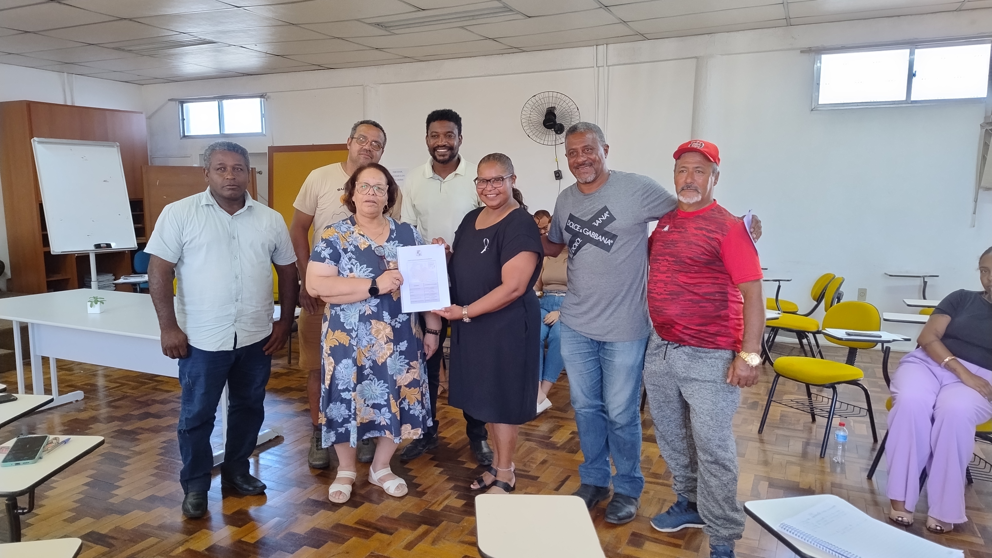 Grupo fez a entrega de documento com histórico do Comitê