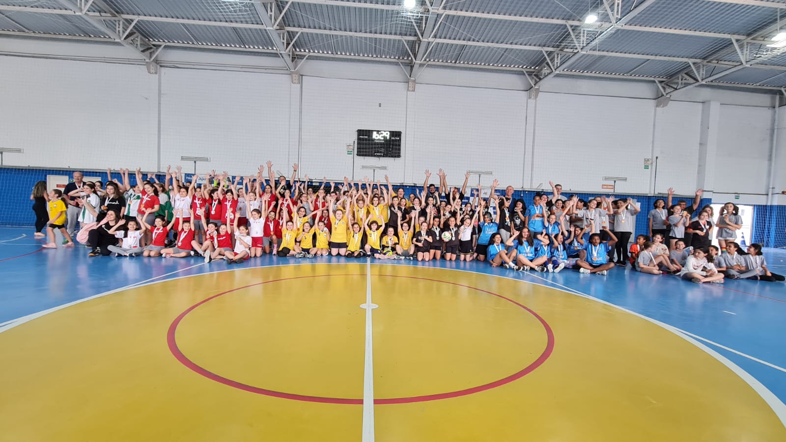 Encontro foi realizado pela Prefeitura no Ginásio “Karosso” na quinta-feira