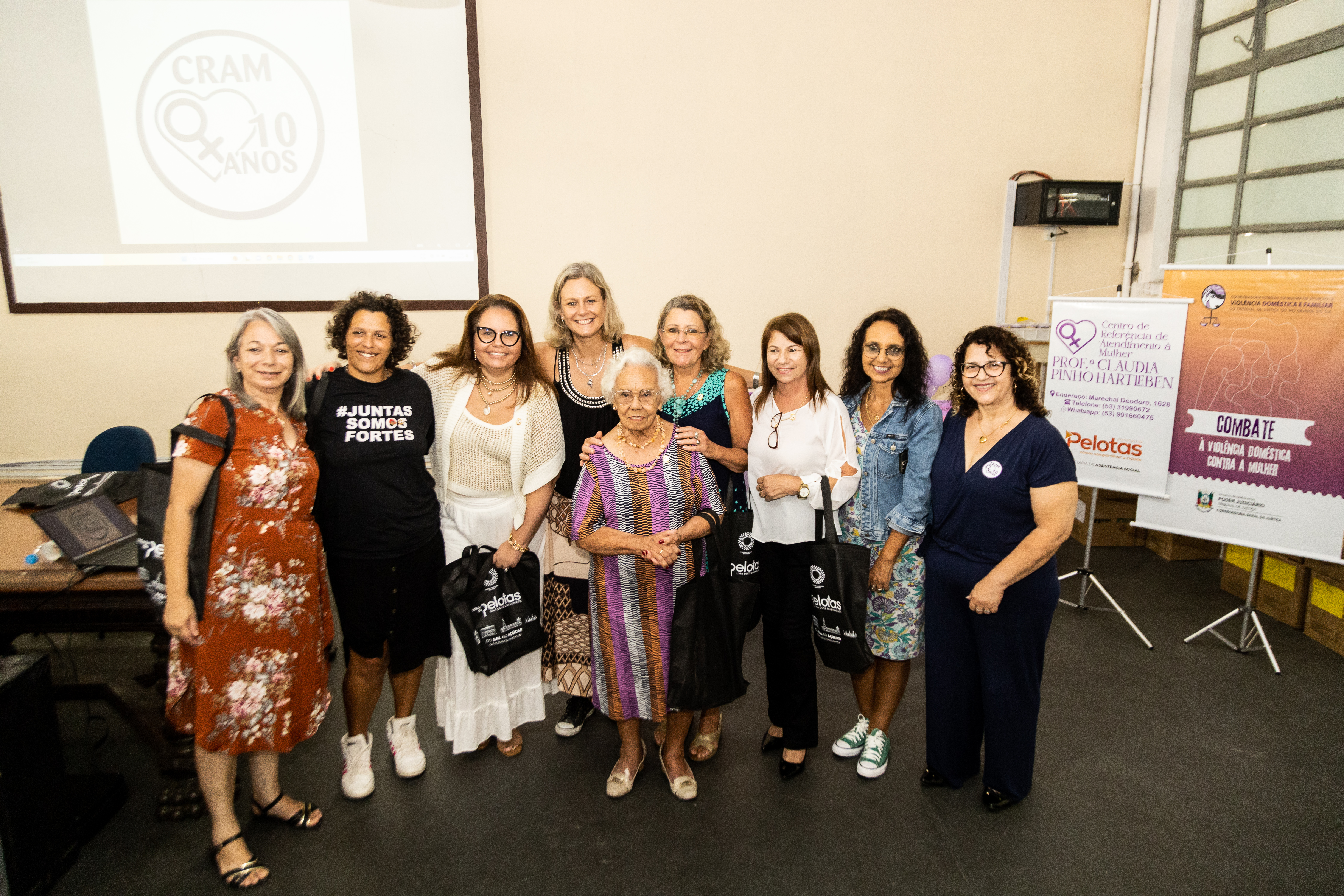 Evento enfatizou o reconhecimento e promoveu bem-estar das funcionárias da Prefeitura