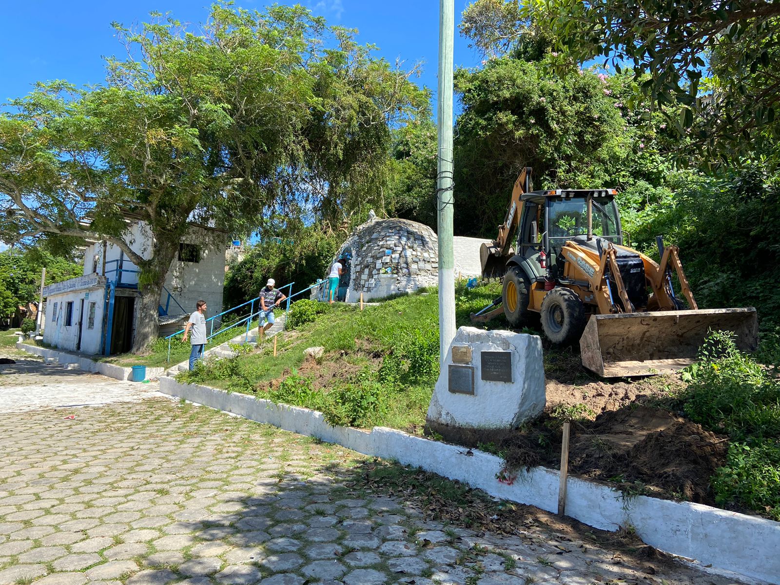 Durante o período das intervenções, Prefeitura pede aos fiéis que mantenham distância para evitar acidentes