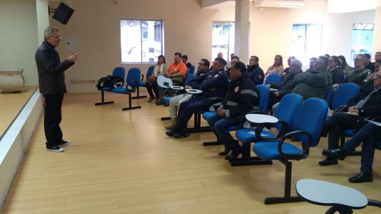 Atuação pró-ativa da instituição em momentos de desastre foi discutida no encontro