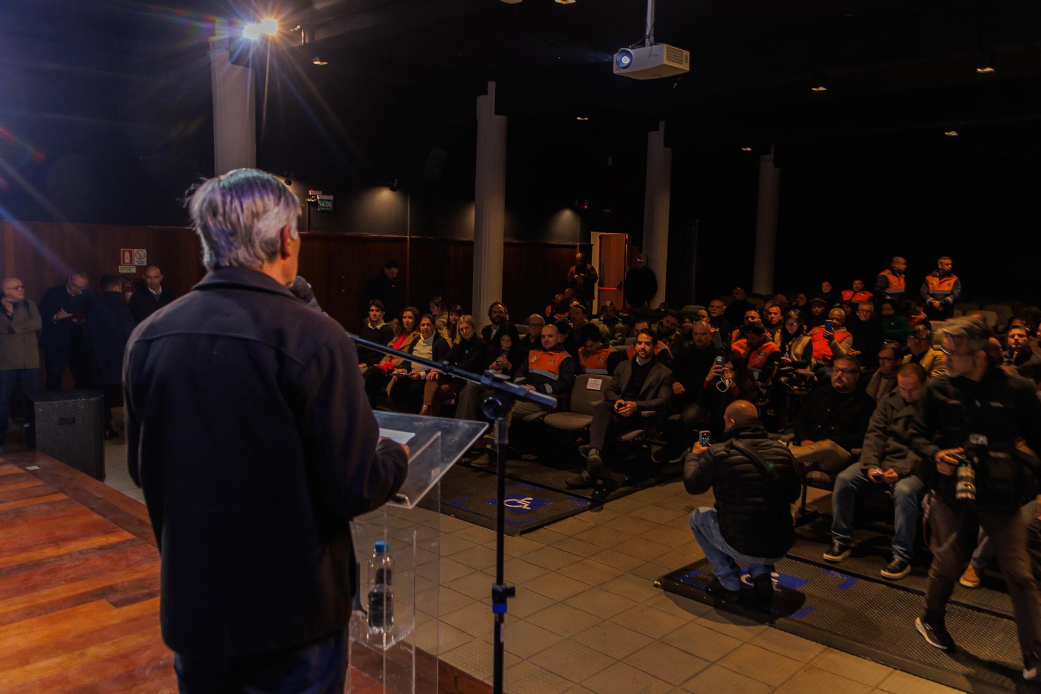 Chefe do Executivo recebeu o governador Eduardo Leite na manhã desta sexta-feira (3), em agenda com demais prefeitos da zona Sul, que também incluiu assinatura do projeto Iconicidades
