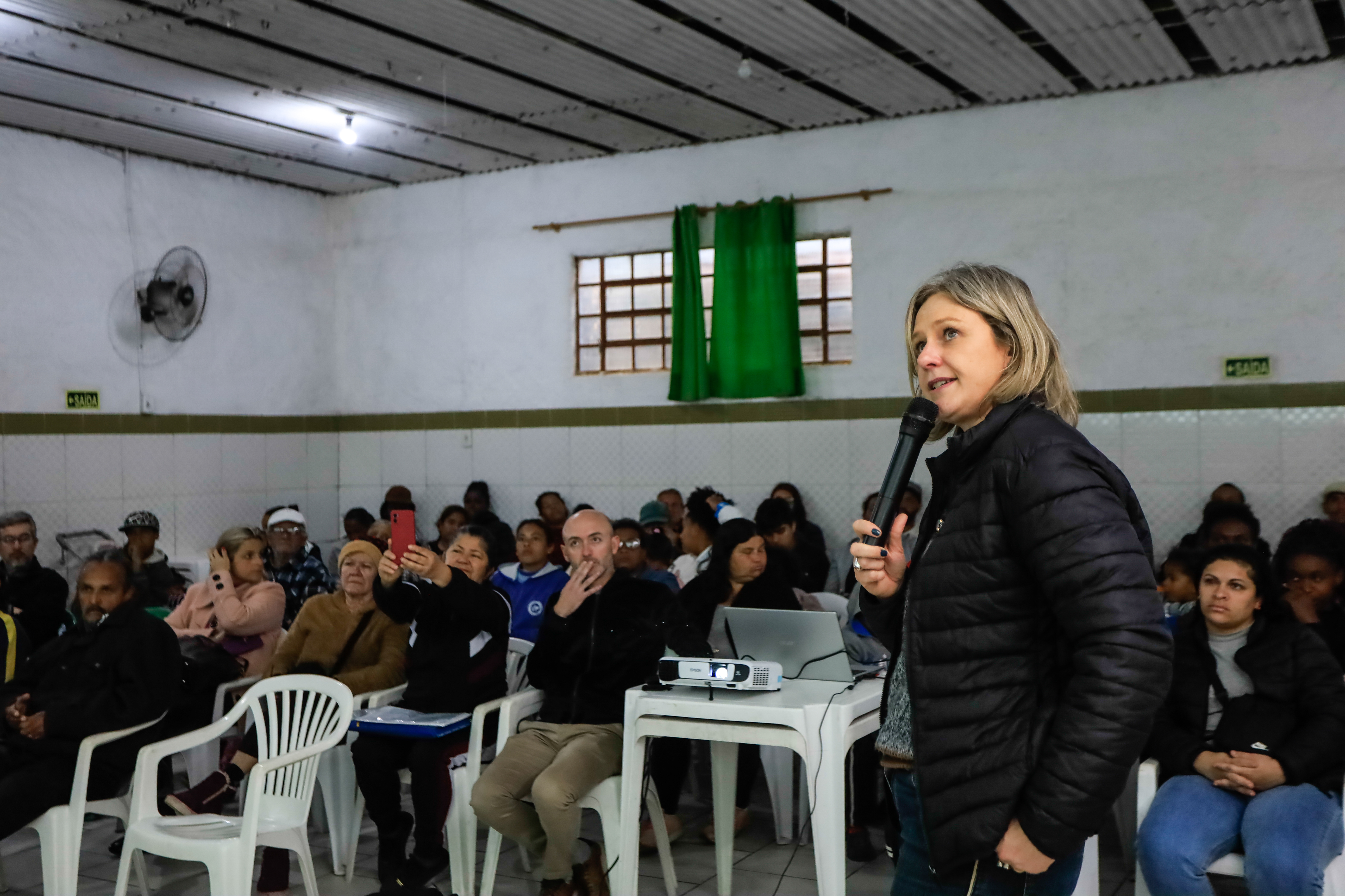 Na pauta, os últimos detalhes sobre a realocação das famílias que vão para o novo loteamento.