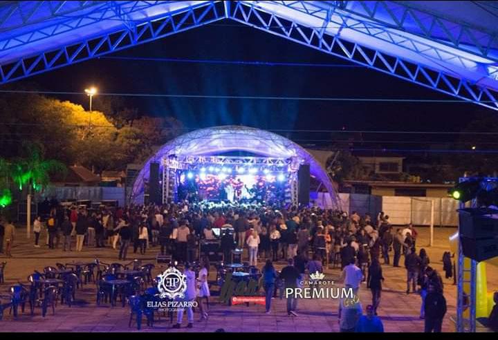 Local da passarela comporta 3 mil pessoas e receberá, também, artistas da região