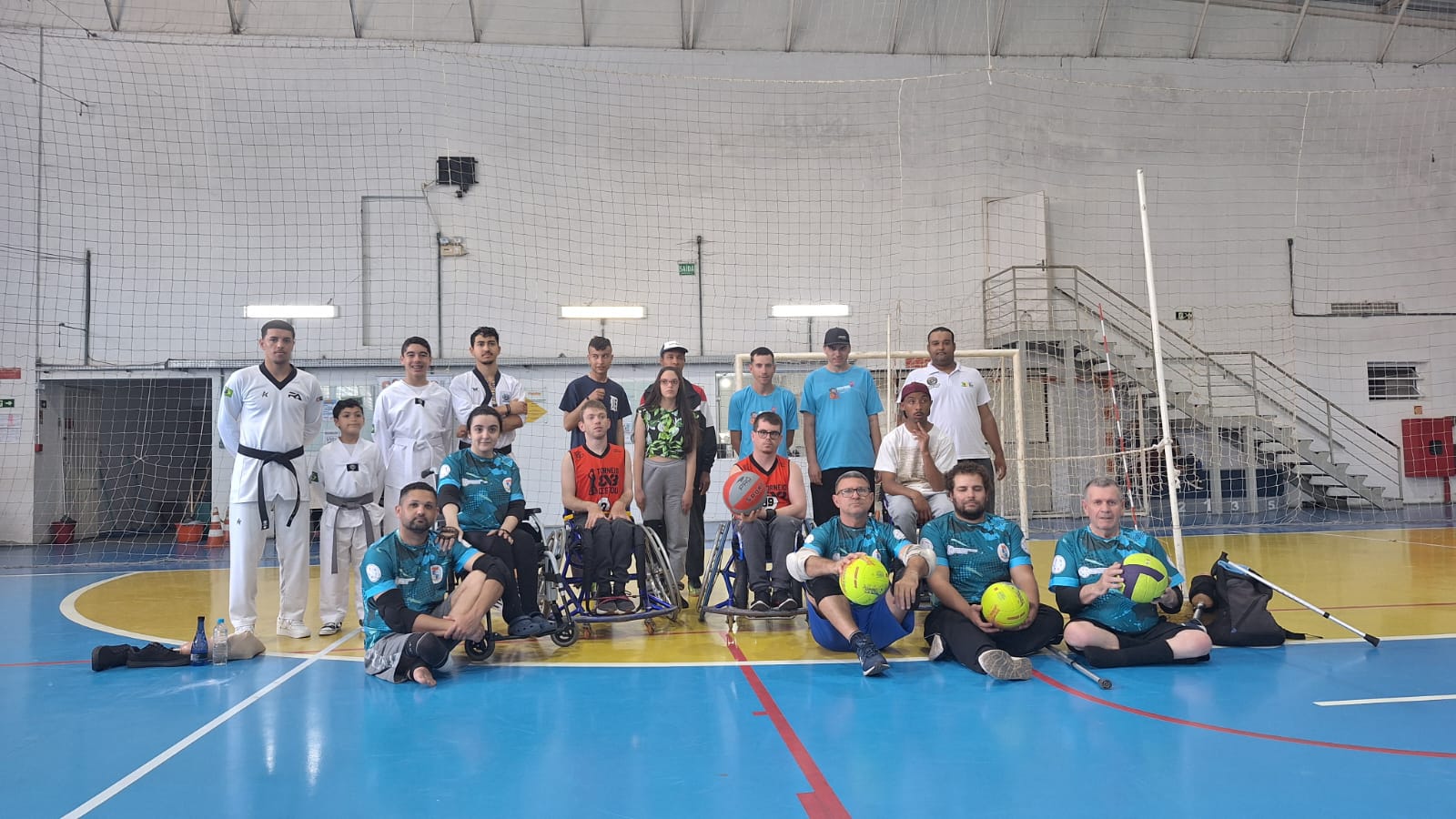 Feira de oportunidades e modalidades esportivas foram destaque entre a comunidade