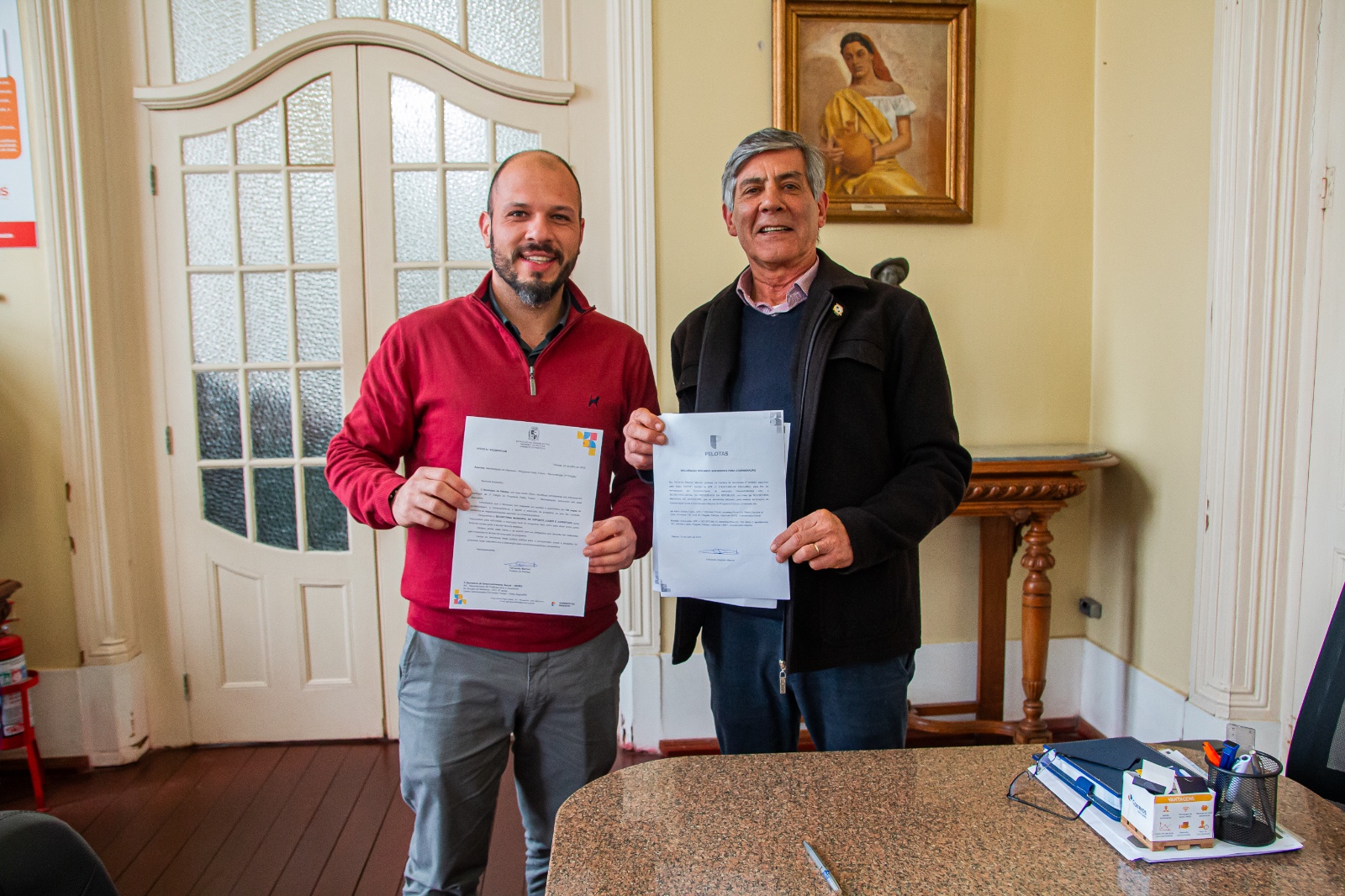 Iniciativa prevê a qualificação técnica e a aprendizagem profissional para jovens a partir de 14 anos