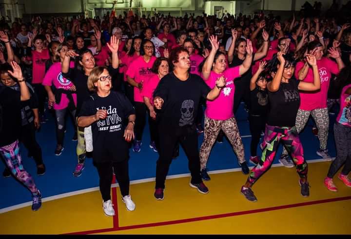 Aulão de ritmos e fitdance, no Ginásio Karosso, arrecadará alimentos não perecíveis a serem doados a famílias em vulnerabilidade social