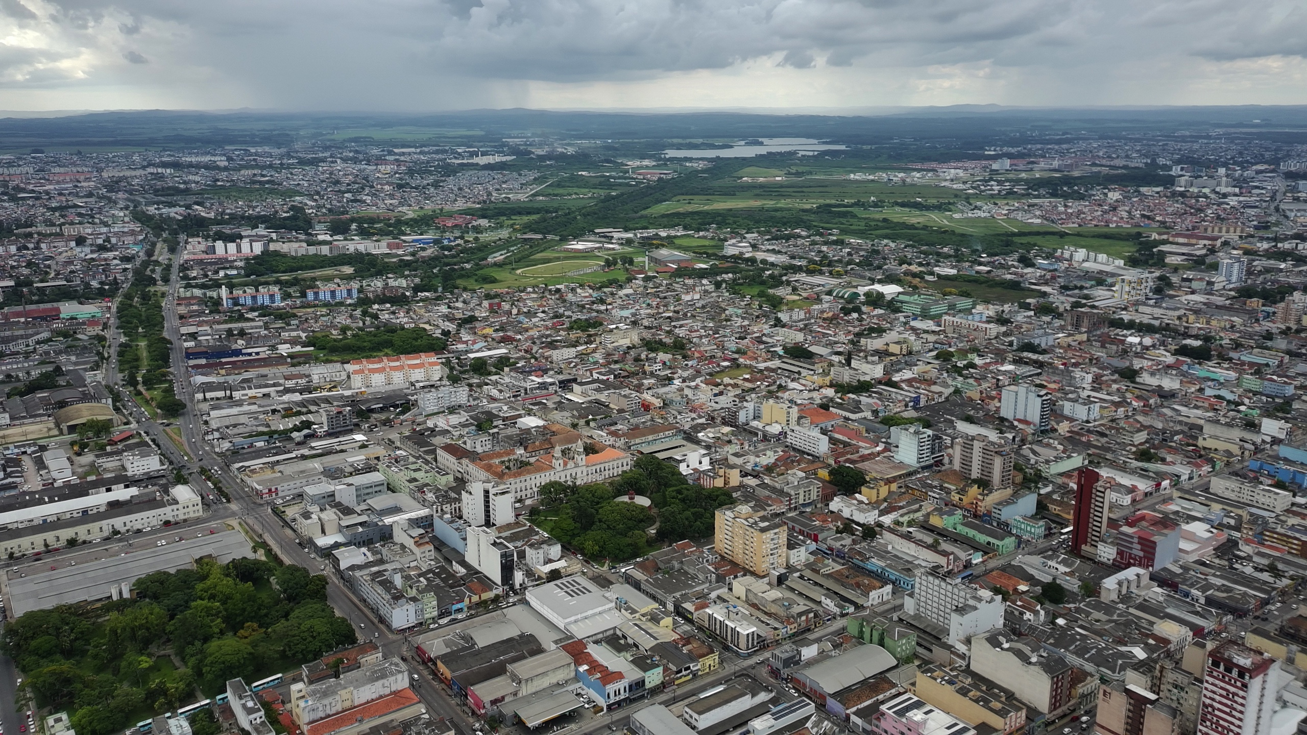 Em dez meses, atual gestão assegurou quase R$ 200 milhões para obras estruturantes junto ao programa do governo federal. Somado ao Funrigs e ao Fundo Nacional da Defesa Civil, município já garantiu quase R$ 400 mi em recursos