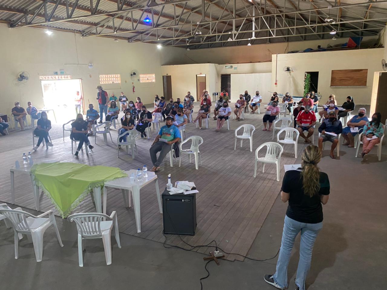 Orientações foram repassadas pela Vigilância Sanitária e pelo Serviço de Inspeção Municipal da Prefeitura