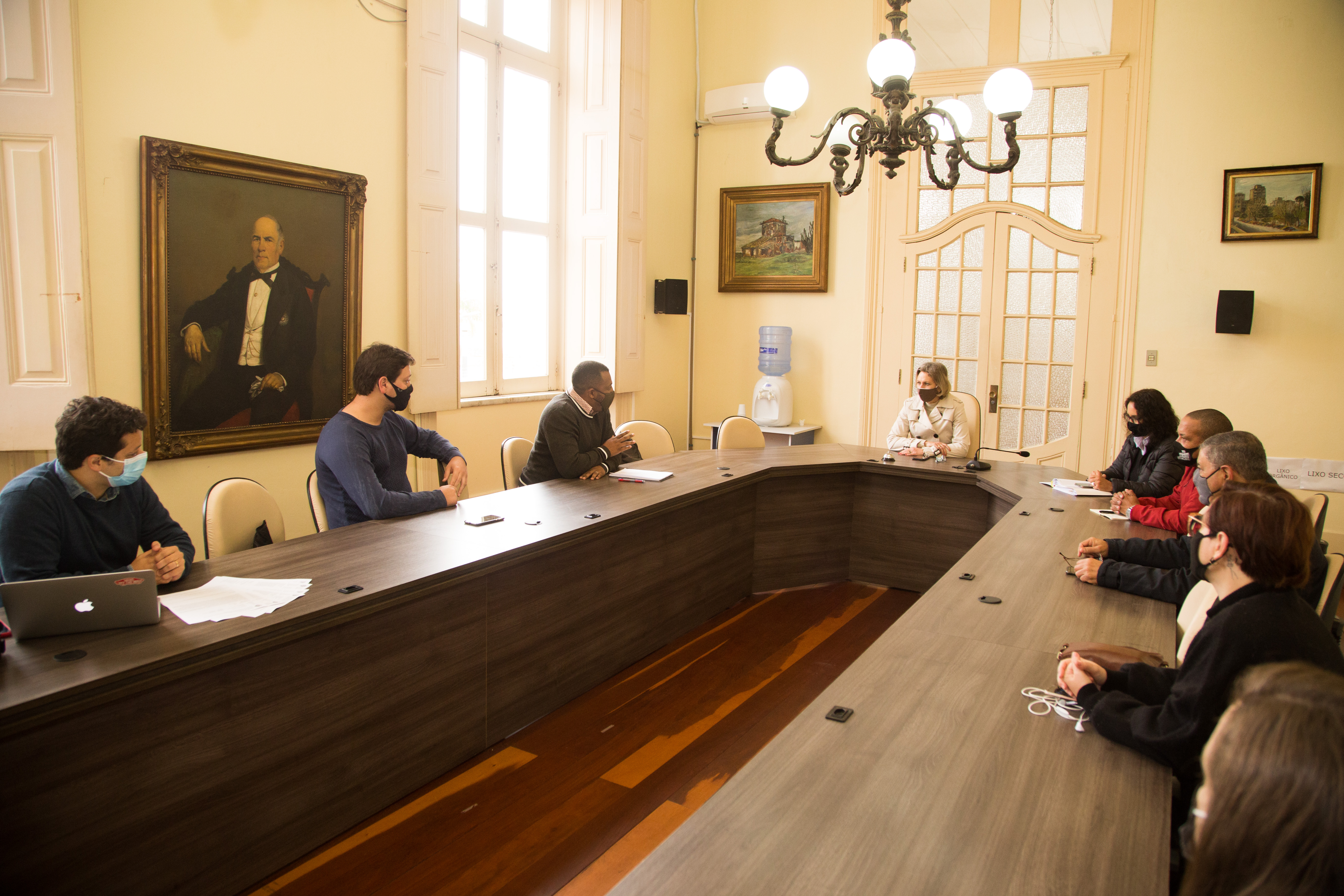 Encontro teve a finalidade de propor parceria entre Universidade e Prefeitura para elaboração do projeto Ruas de Lazer em Pelotas