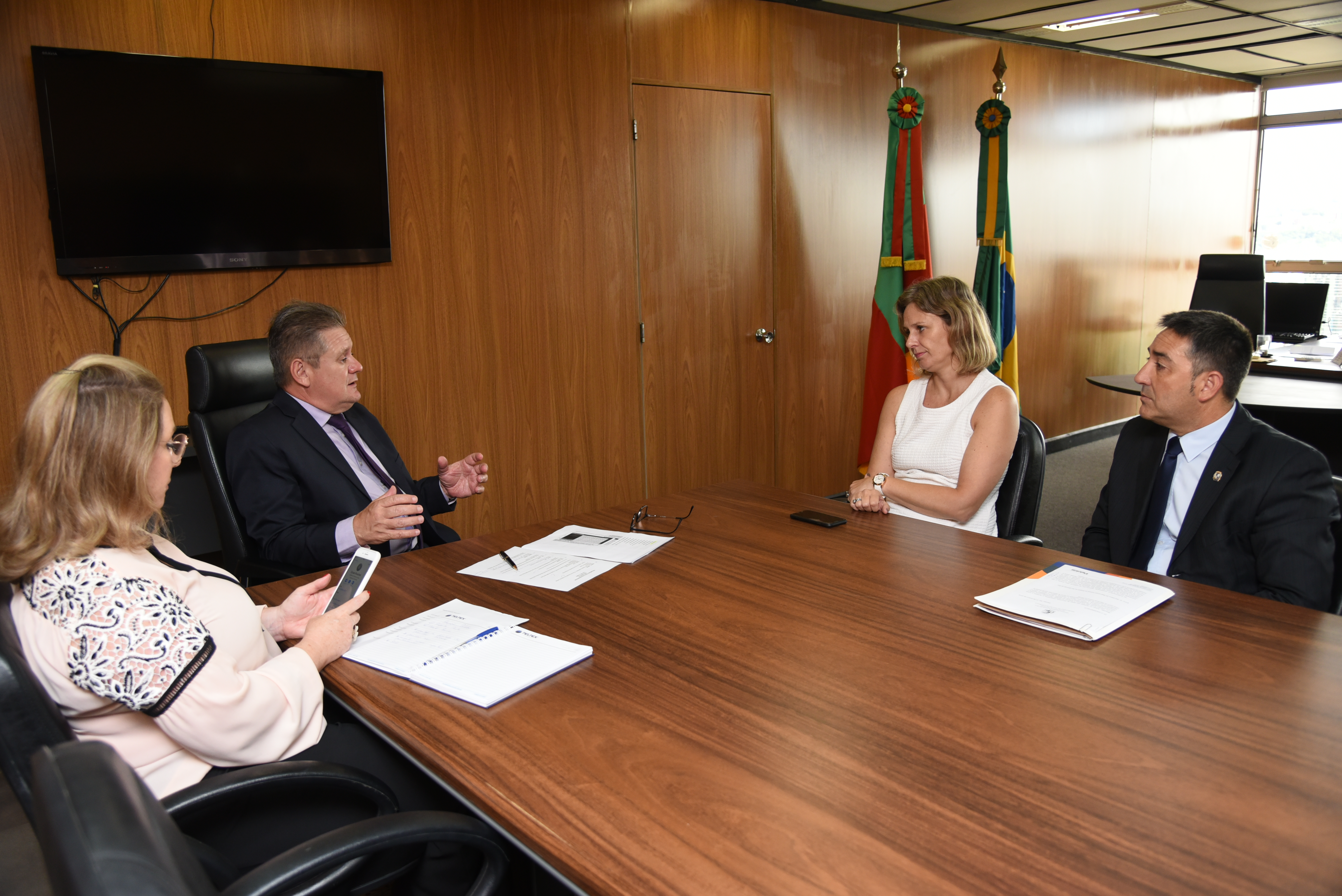 Construção de novo presídio, aumento de efetivo e criação de batalhão da Brigada estão entre os pedidos