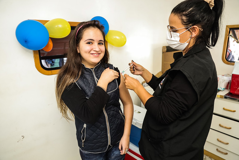 Crianças de 5 a 11 anos podem receber a aplicação da primeira ou segunda dose contra a Covid-19 na unidade itinerante, que estará no Areal, Santa Terezinha e Sítio Floresta