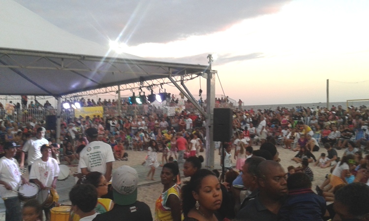 Mais de 20 atrações gratuitas vão passar pelo palco, que será montado perto da arena do Sesc, a partir das 14h