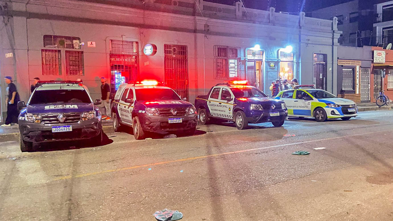 Ações ocorreram em diferentes bairros com fiscalização e Balada Segura