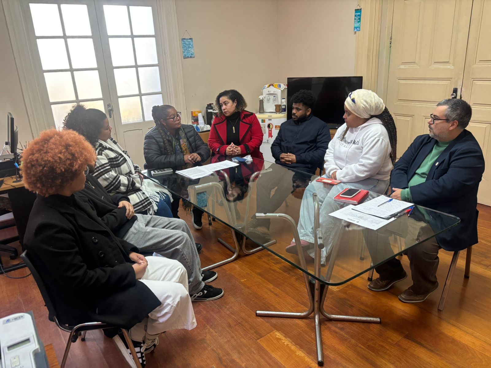 Organizadores do evento foram recebidos pela vice-prefeita e pelo secretário de Igualdade Racial