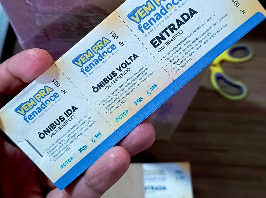 Pessoas inscritas no Cadastro Único podem retirar cupons de desconto para o ingresso e o transporte coletivo