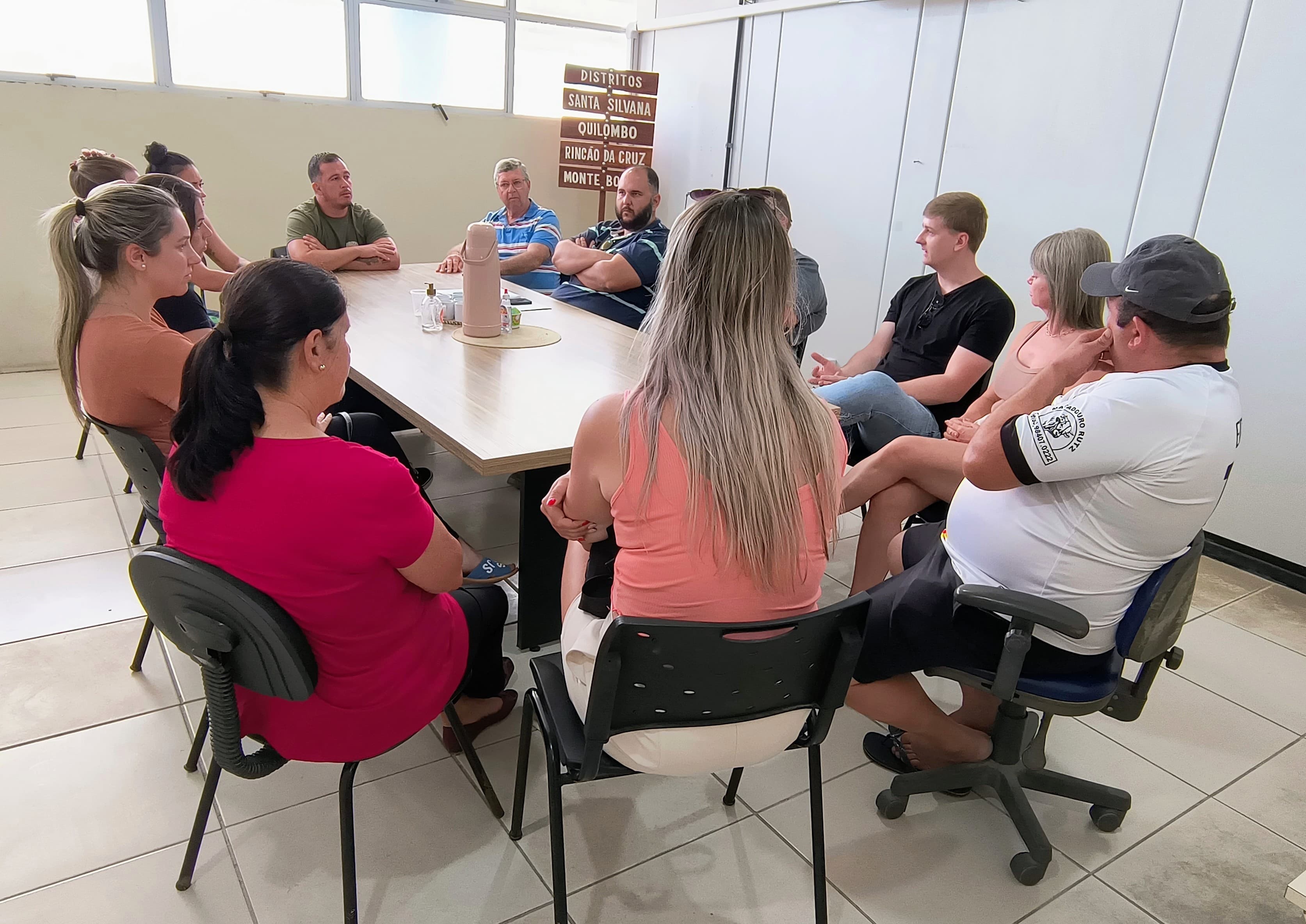 Empreendedores dão sequência às articulações em reunião na Secretaria de Desenvolvimento Rural
