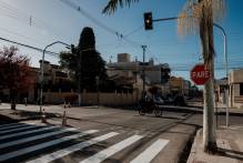 Instalação de novo semáforo pede atenção aos condutores