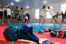 ‘Quem Luta Não Briga’ atrai atletas do estado para treinamento em Pelotas