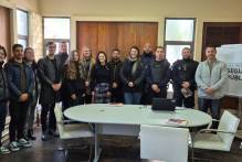 Agentes de Segurança Pública recebem alunos da UCPel para visita técnica